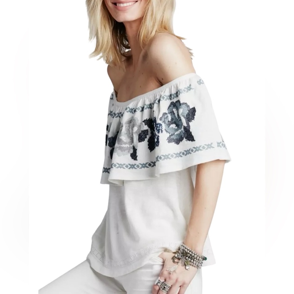 Free People White & Blue Embroidered Off The Shoulder Top. 100% Cotton. Small - Picture 1 of 7